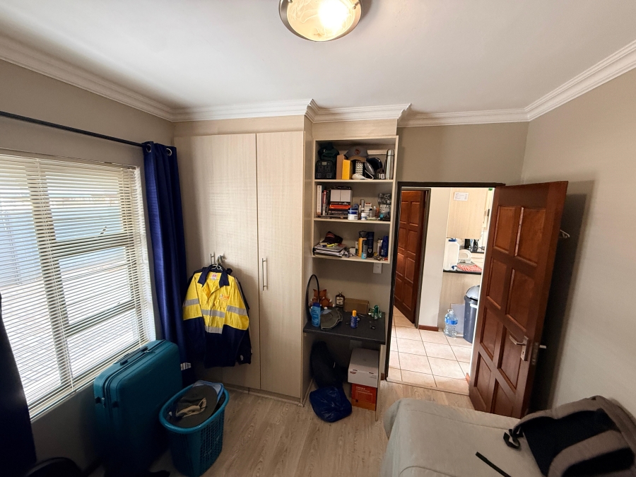 To Let 2 Bedroom Property for Rent in Die Bult North West
